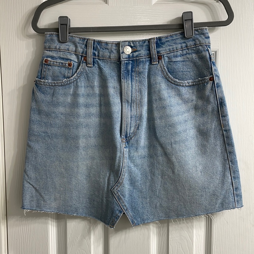 Light wash denim skirt
